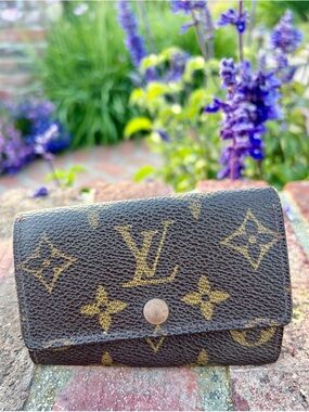 Louis Vuitton Monogram Vintage KeyCase France 1998 Datecode Authentic